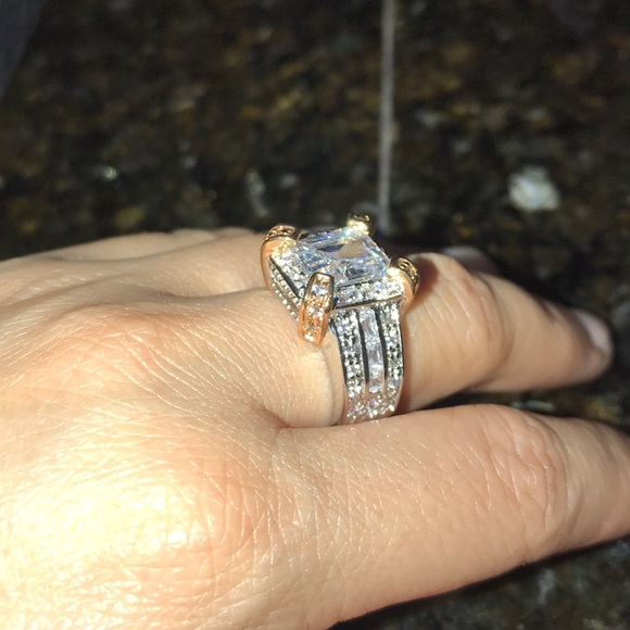 Jewels by Park Lane Gorgeous ring size 8 - Picture 2 of 6